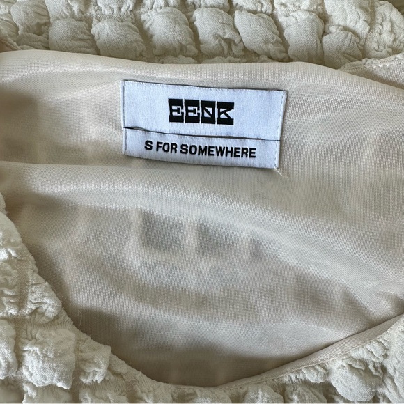 EENK S is for Somewhere Puffy Checkered Blouse - Picture 7 of 7